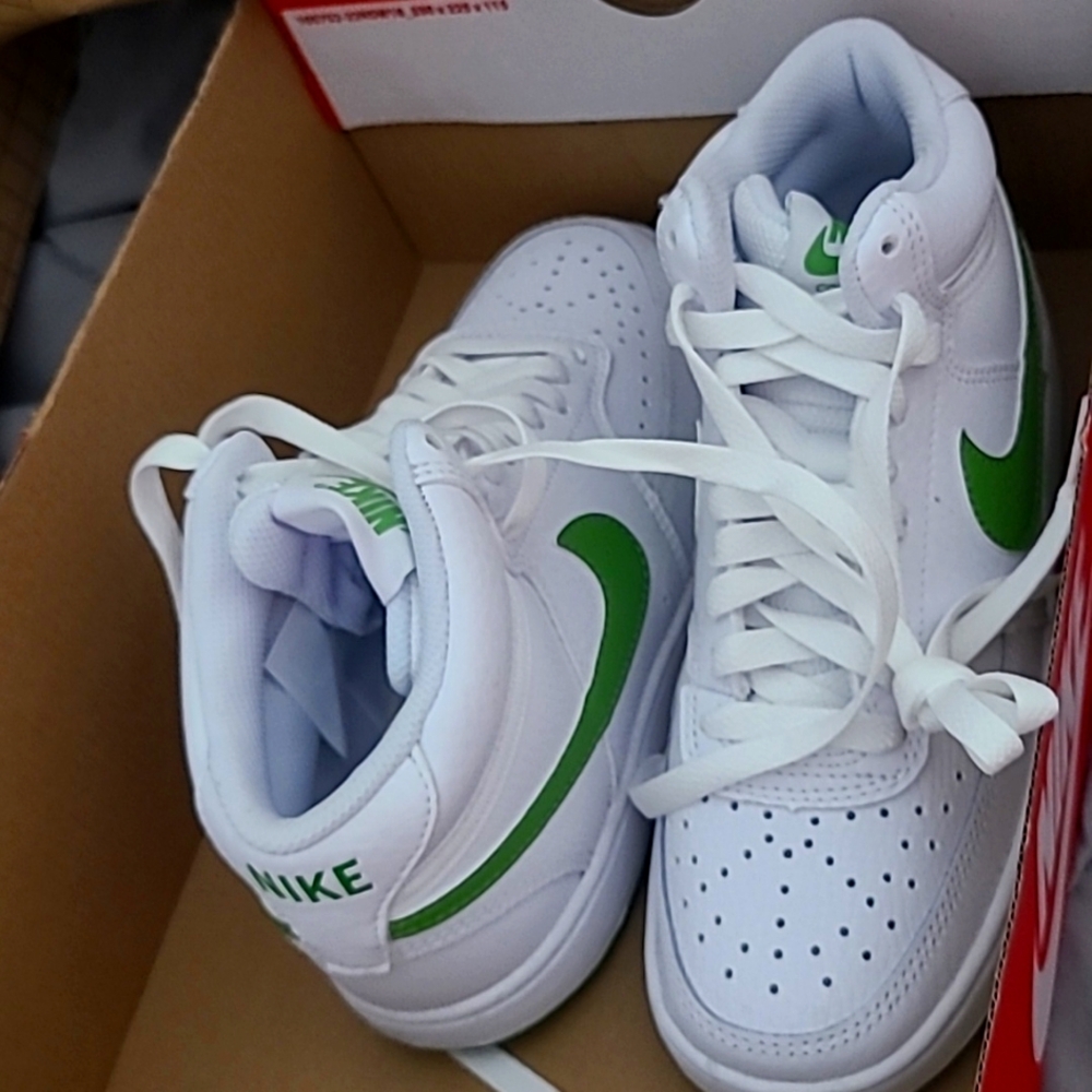 Nike Women Size#5